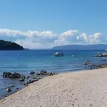 아파트 Enchanting Summer With Sea View