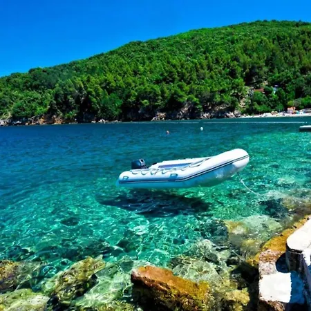 Enchanting Summer With Sea View 아파트 *