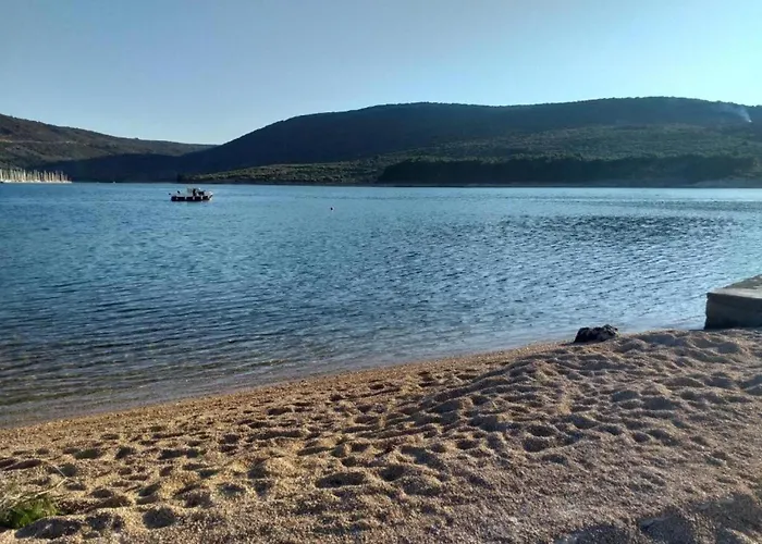 Enchanting Summer With Sea View 아파트 *