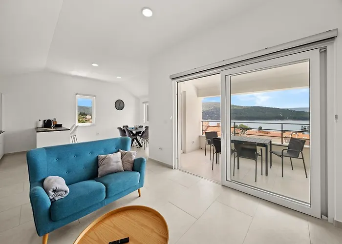 Enchanting Summer With Sea View * Cres