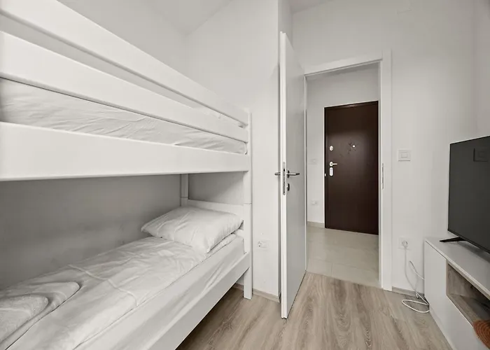 Enchanting Summer With Sea View Apartment *